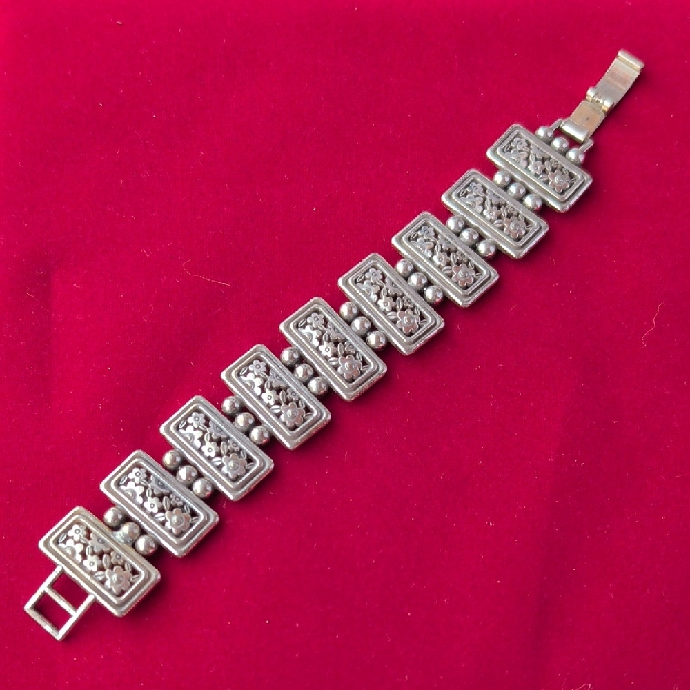 Brighton Silver Floral Rectangular Link Bracelet - image 1